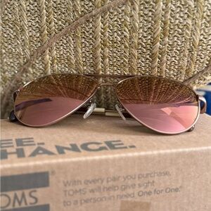 TOMS Rose Gold Mirror Aviator Sunglasses